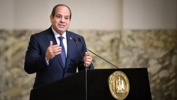 الرئيس السيسي يؤكد أهمية تهيئة بيئة الاستثمار لتعزيز النمو الاقتصادي 12 - CJ العربية IMG 9718 - CJ العربية