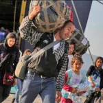 القانون و التشريع في مواجهة تطور المجتمع و العلمانيه المسيطرة