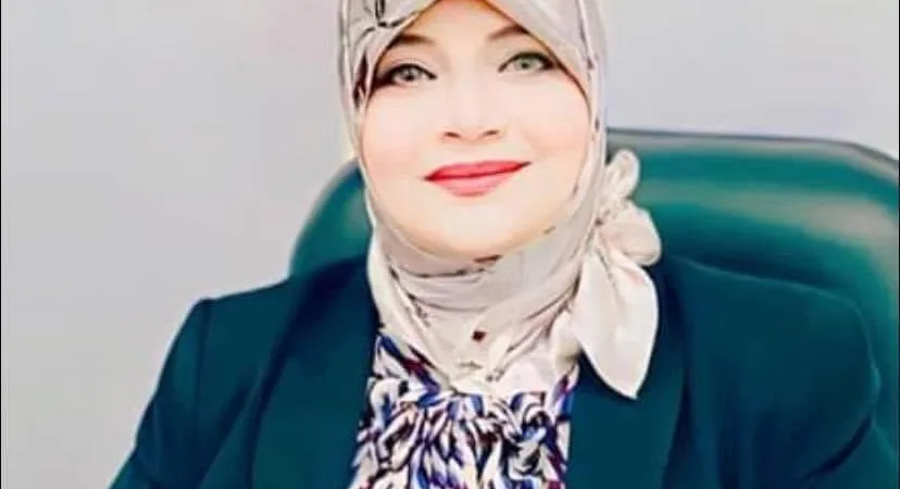 عبير المعداوي تكتب عن قناع الفتاة الباسمة ، أكان خلود من عمق النهر 5 عبير المعداوي